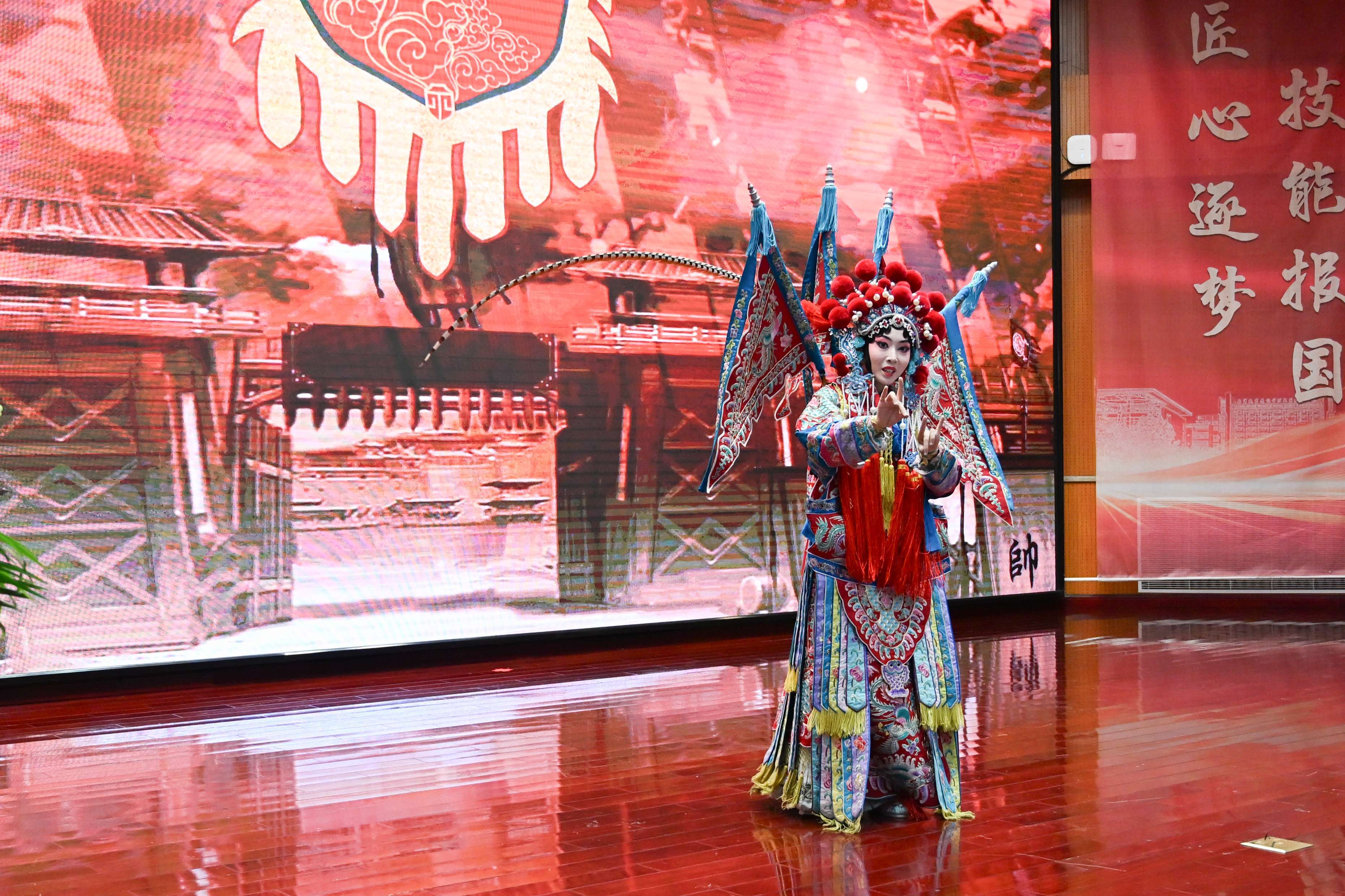 3.jpg 威尼斯人官网